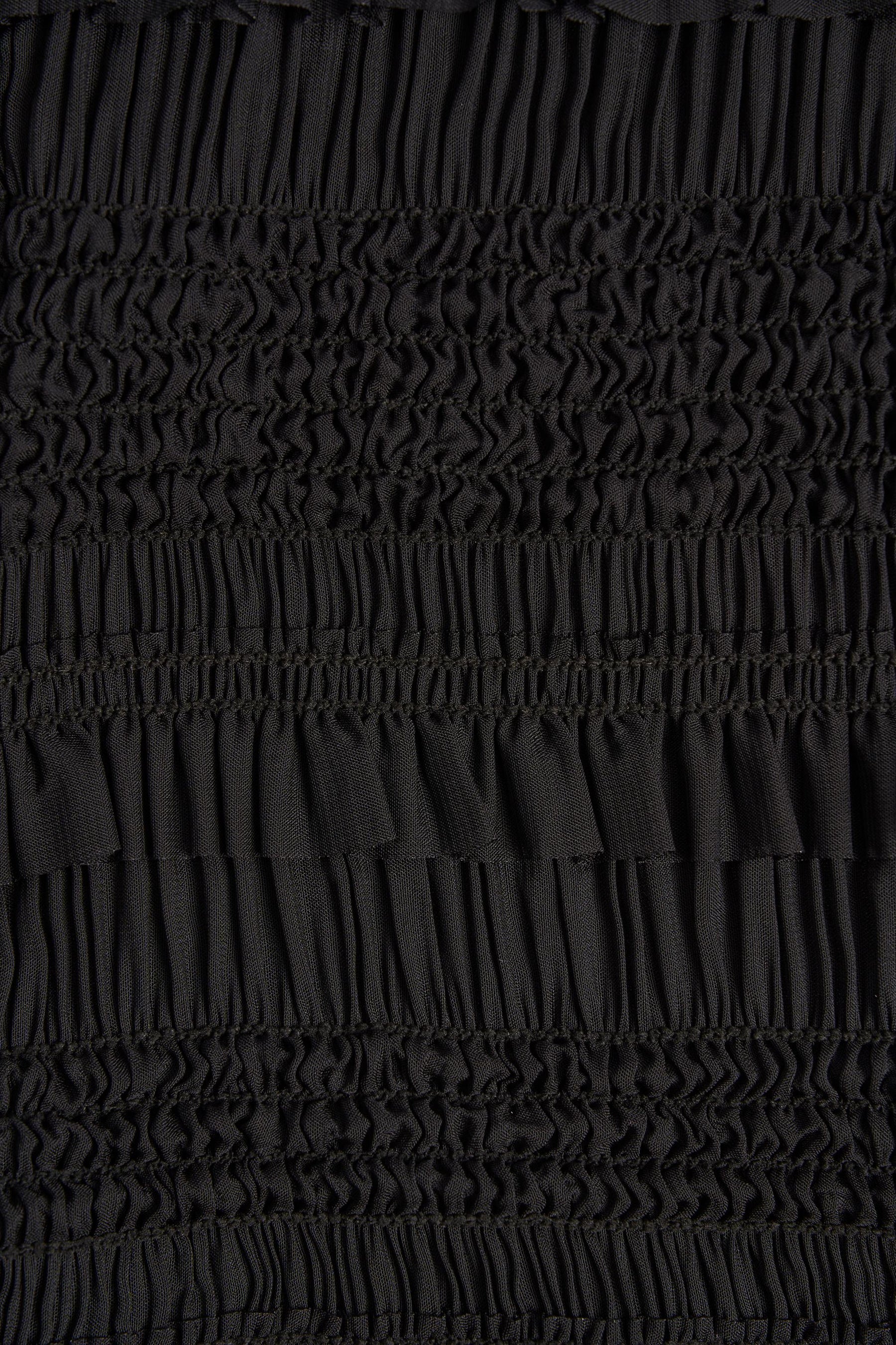 Ruffled Mid-Rise Shorts in Black